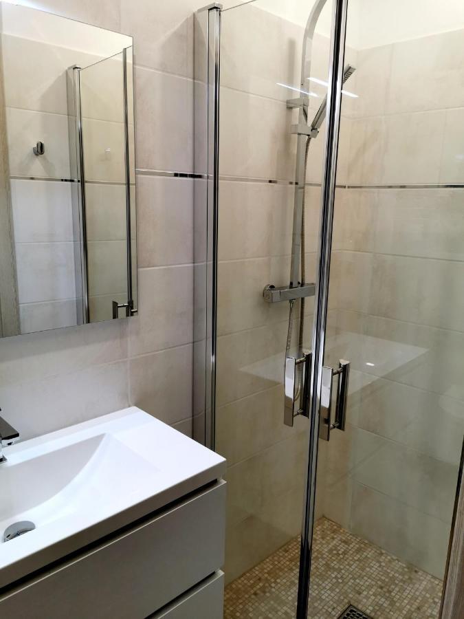 Magnifique Duplex Vue Mer Ментона Екстериор снимка